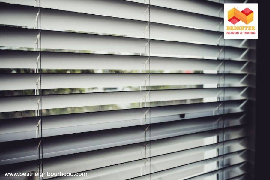 Read more about the article Benefits of Installing Custom Blinds