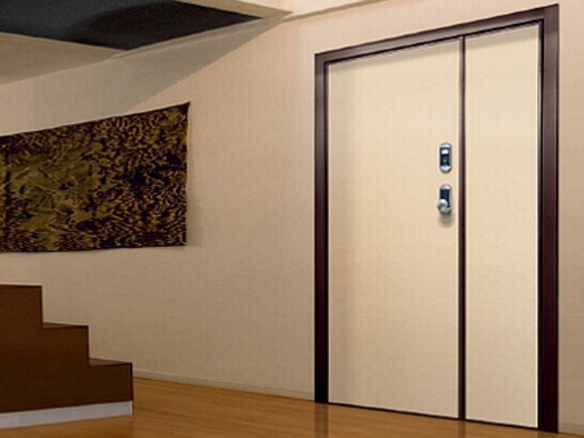 Read more about the article Benefits of Security Doors Installation