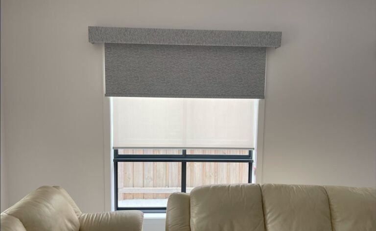 Read more about the article How to Cut a Roller Blind Down to Size: A Comprehensive Guide