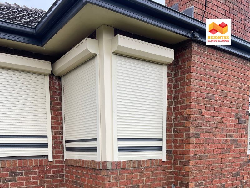 You are currently viewing How Roller Shutters Work: A Beginner’s Guide